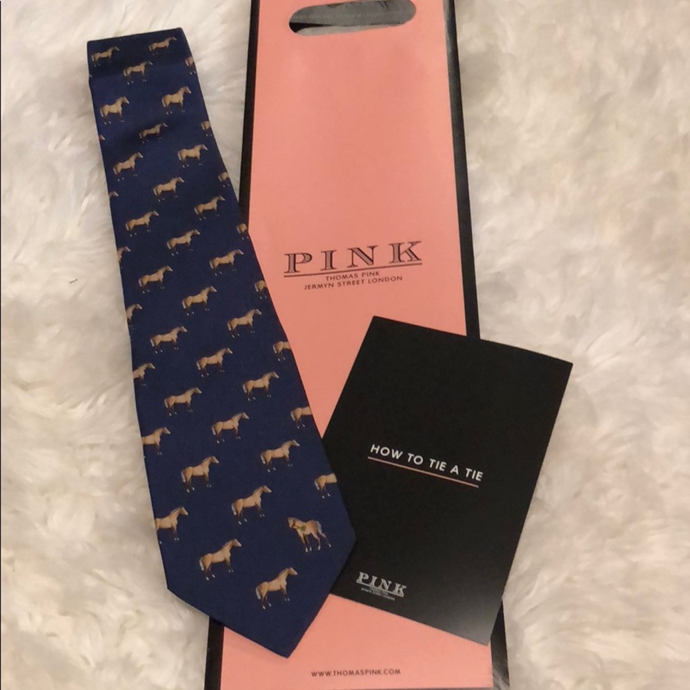 ✨NEW✨ Thomas Pink Tie Navy Blue w/ Horses Pattern